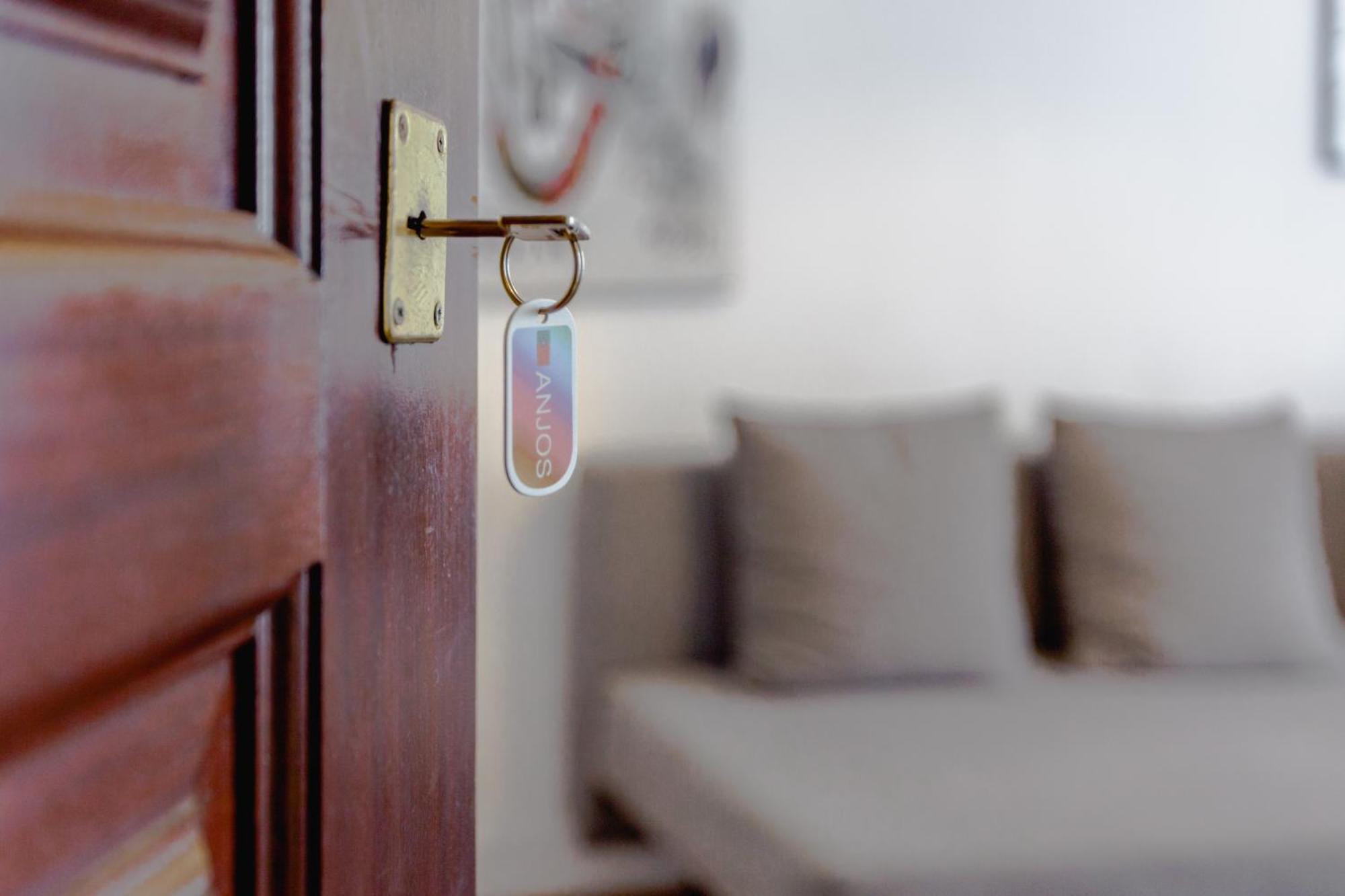Visit Lisbon 4Fun - Anjos Apartment Bagian luar foto