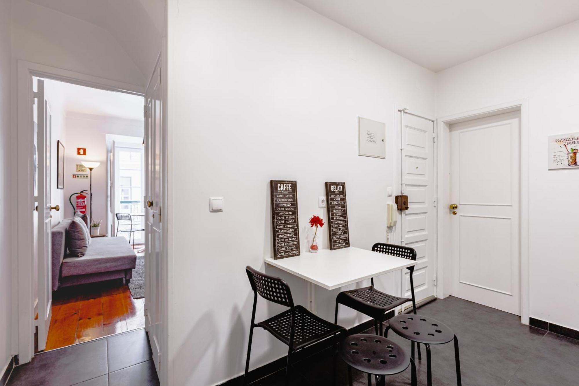 Visit Lisbon 4Fun - Anjos Apartment Bagian luar foto